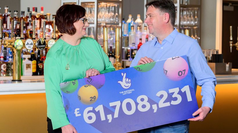 Los ganadores de Euromillones, Richard y Debbie Nuttall, ambos de 54 años
