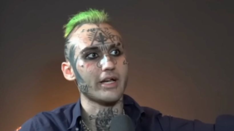 Joe durante la entrevista