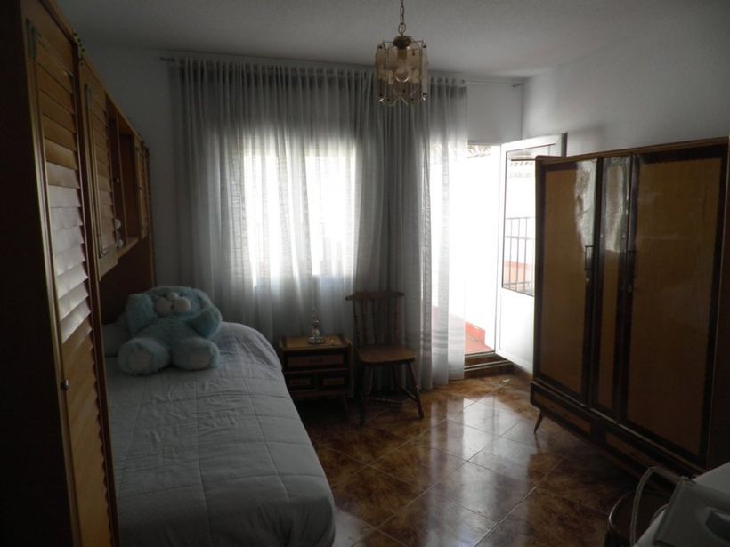 Dormitorio de la vivienda en venta de CaixaBank | Foto: Facilitea Casa