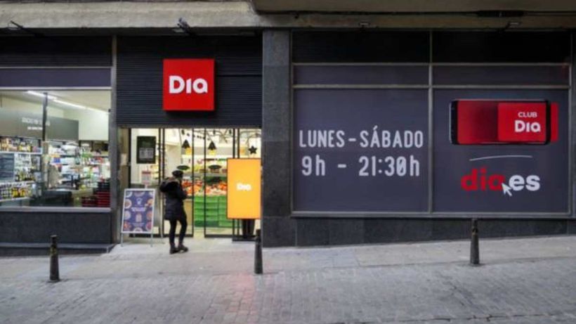 Entrada de una tienda Dia