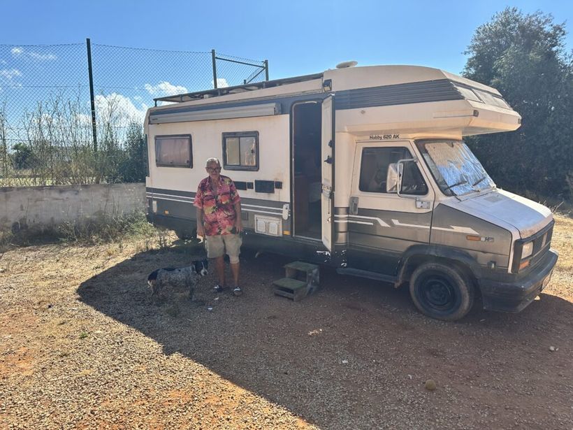 Manolo en su autocaravana