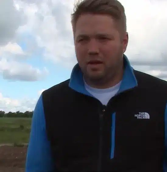 El joven que localizó los billetes