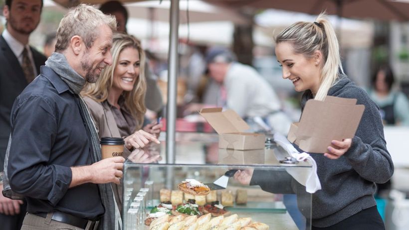 Personal de feria | Envato