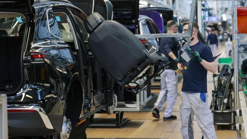 Operarios de automoción