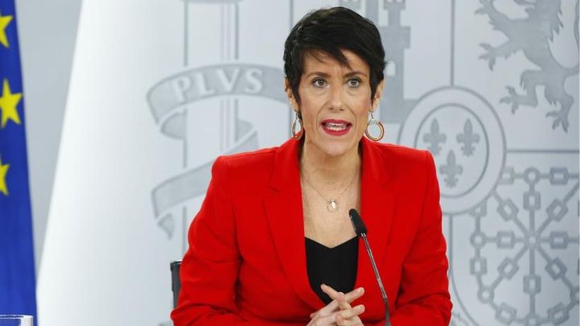 La ministra de Seguridad Social, Elma Saiz, en una rueda de prensa del Consejo de Ministros