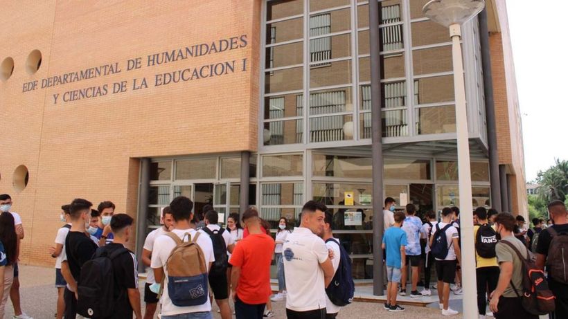 Facultad Humanidades Universidad de Almería