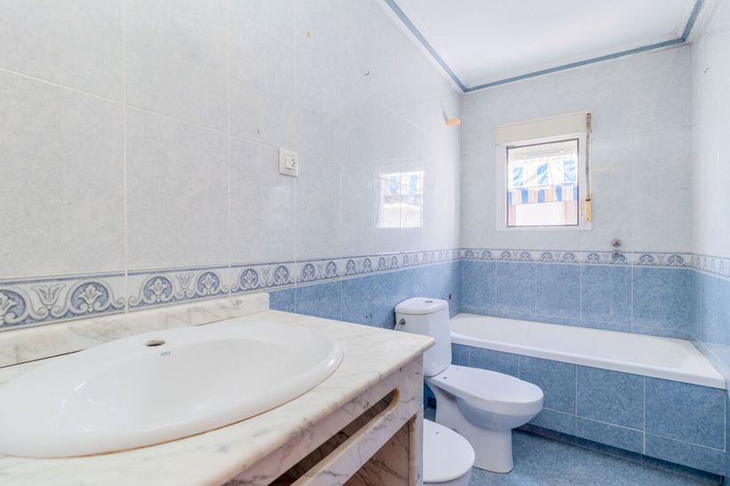 Baño de la vivienda de CaixaBank