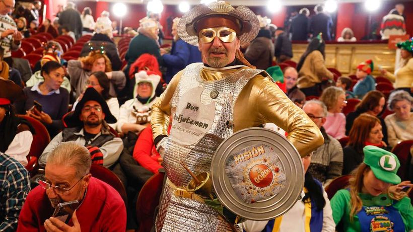 Asistente de la Lotería de Navidad