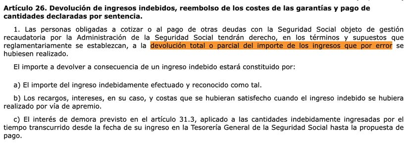 Captura del artículo 26 de la Ley General de la Seguridad Social sobre devolución de ingresos indebidos, con la frase “devolución total o parcial” resaltada.