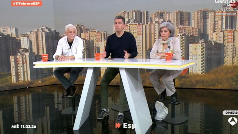 Rosa y Jesús en plató. 'Espejo Público'. 