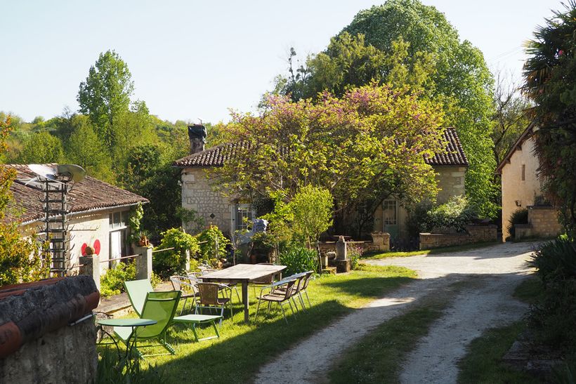Uno de los jardines de la aldea