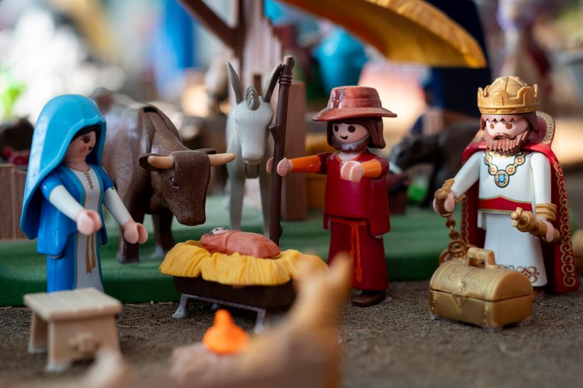 Varias figuras de Playmobil