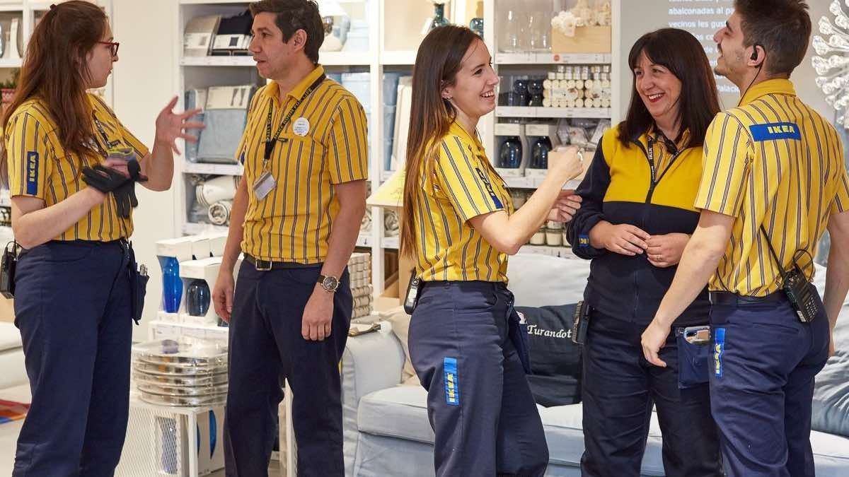 Varios empleados de Ikea