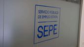 Cartel de una oficina de empleo del SEPE