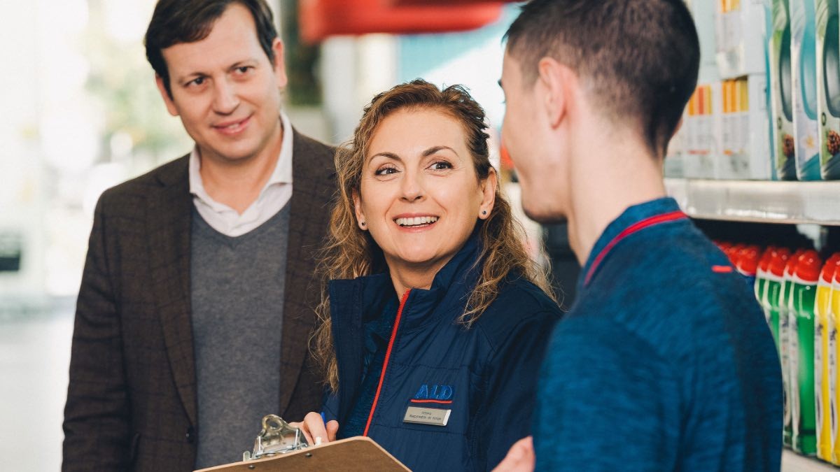 Mercadona, Lidl y Aldi buscan jóvenes y mayores de 45 años con sueldos hasta 1.507 euros