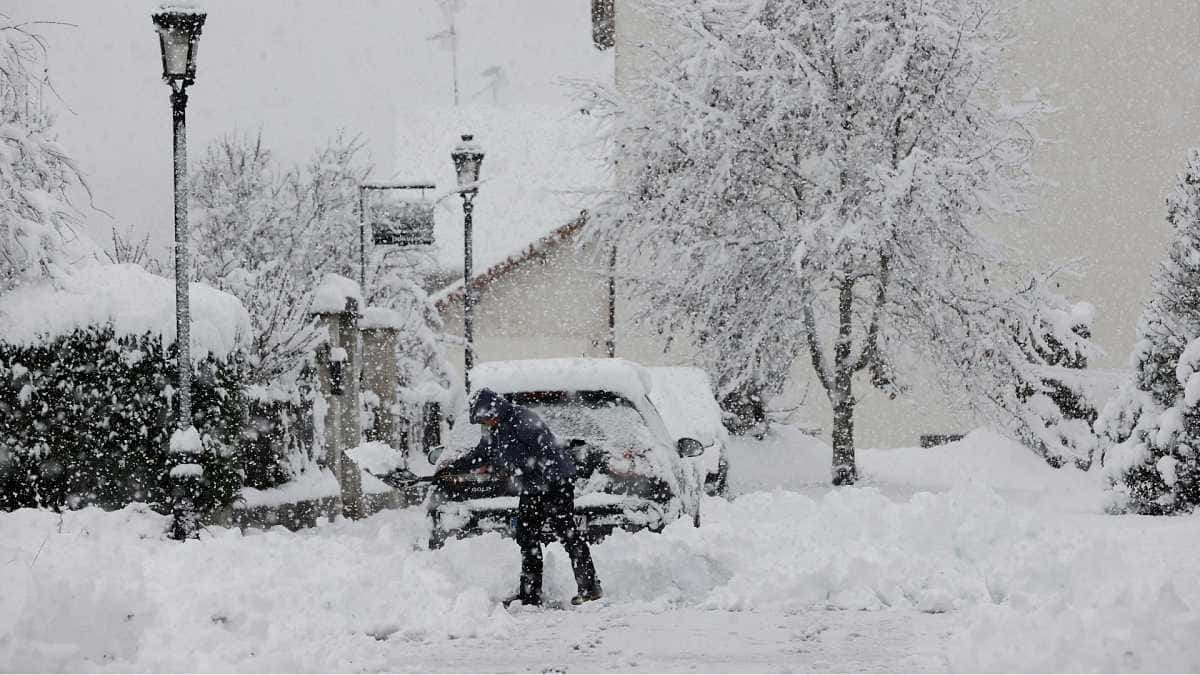 La AEMET avisa de la llegada del frío polar a España: lluvia, nieve y hasta -11 ºC