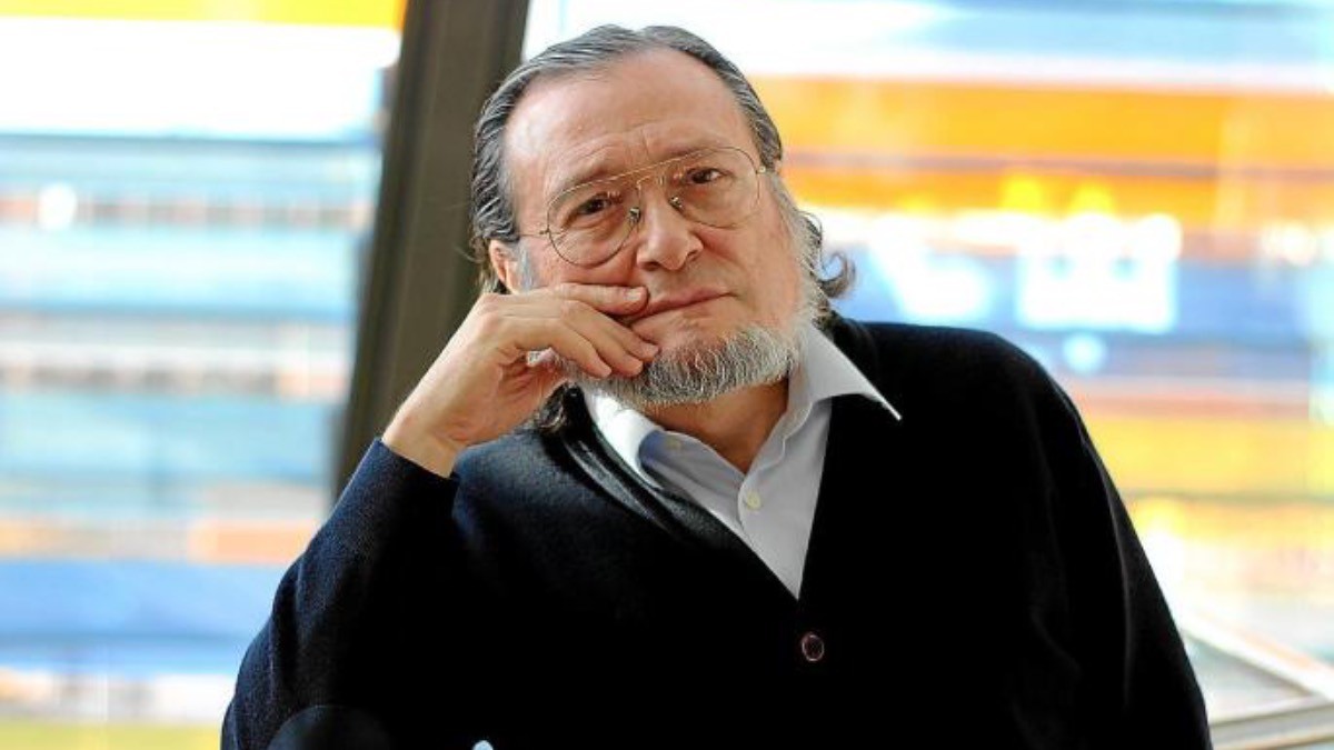 Economista Santiago Niño Becerra Santiago Niño Becerra calcula cuánto dinero se necesita en España para ser feliz