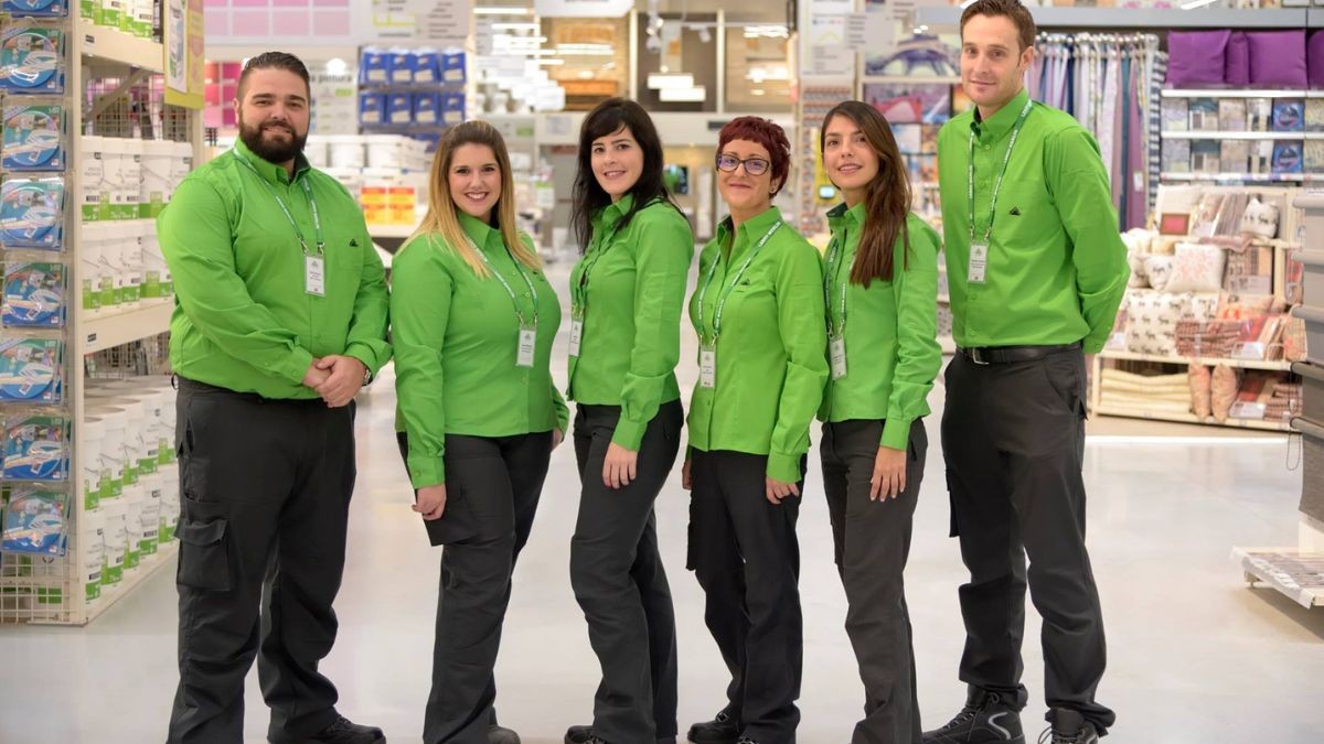 Leroy Merlin lanza una gran oferta de empleo con 1.200 vacantes y sueldo de 1.367 euros al mes