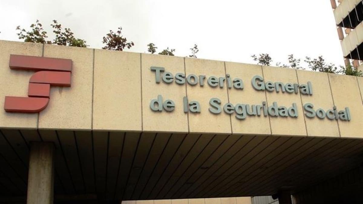 La Seguridad Social está enviando dos SMS por la incapacidad permanente: qué sígnica cada uno