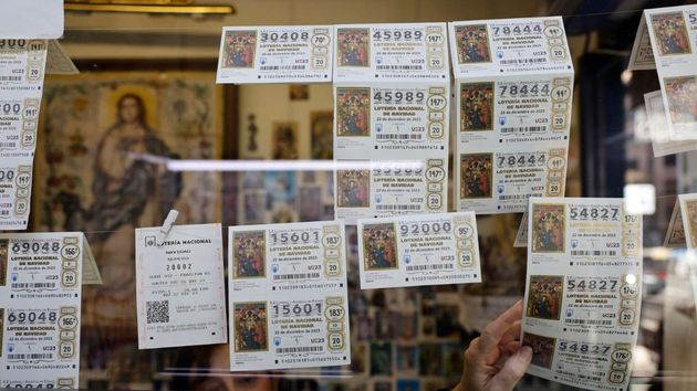 ¿Cuánto cuesta comprar todos los décimos de Lotería de Navidad?