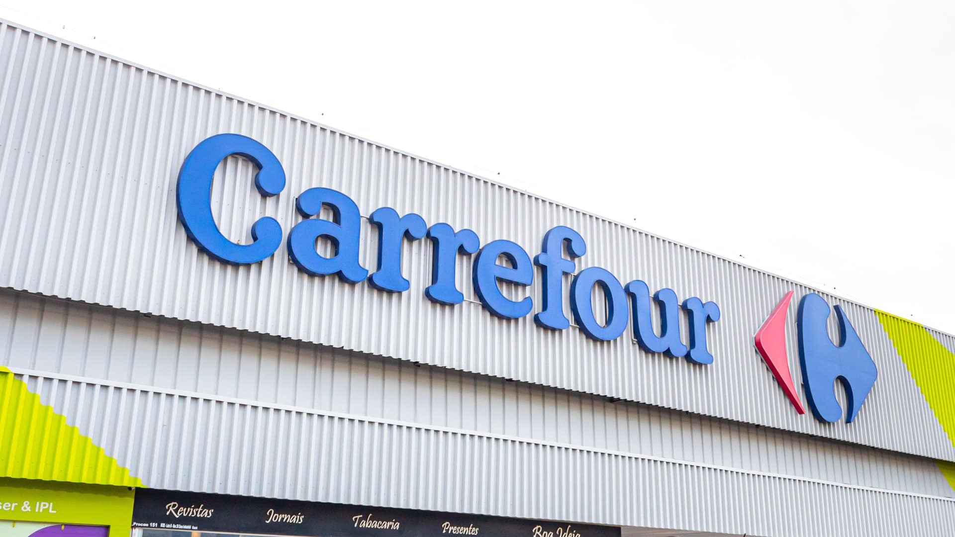 Un supermercado de Carrefour Un supermercado de Carrefour