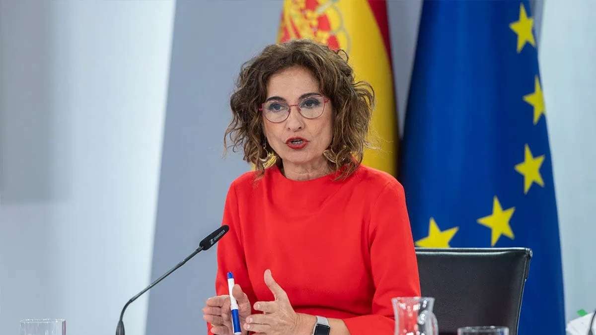 Confirmado: estos españoles no estarán obligados a presentar la declaración de la Renta en 2025
