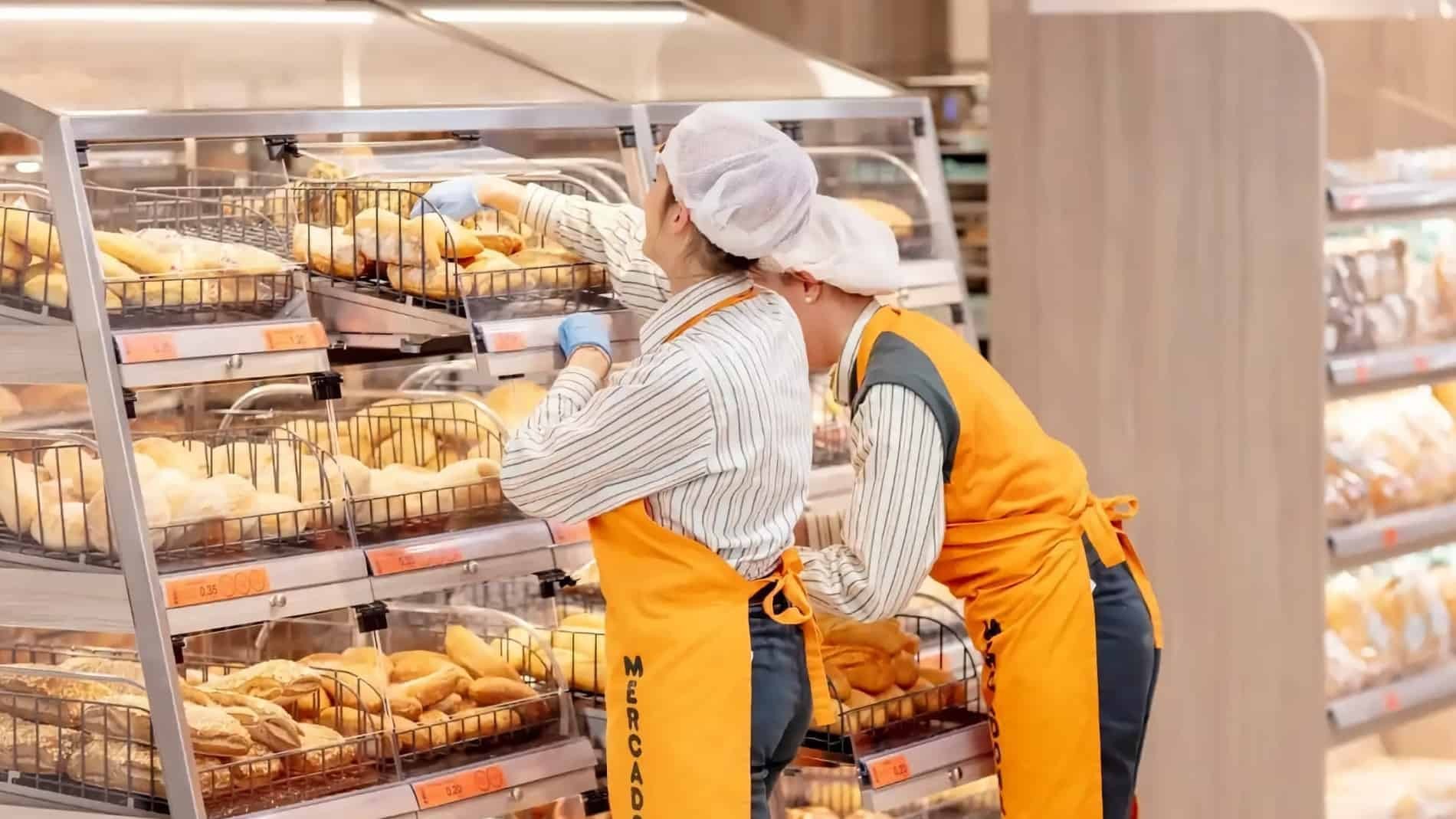 Mercadona busca personal fijo para trabajar en su fábrica de pan: sueldos de hasta 43.785 euros