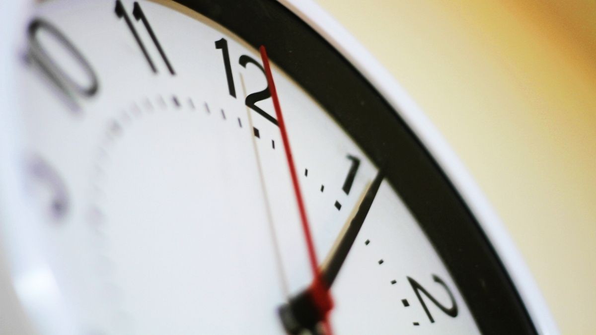 Reloj cambiando de hora Reloj cambiando de hora