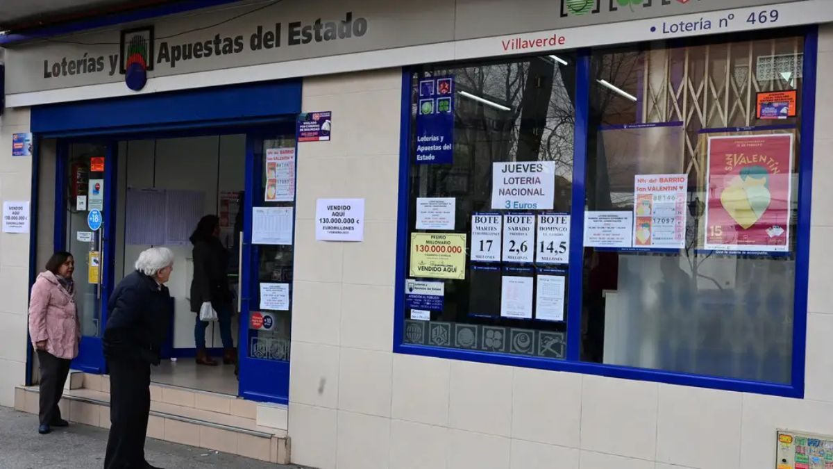 Entrada de una administración de lotería 