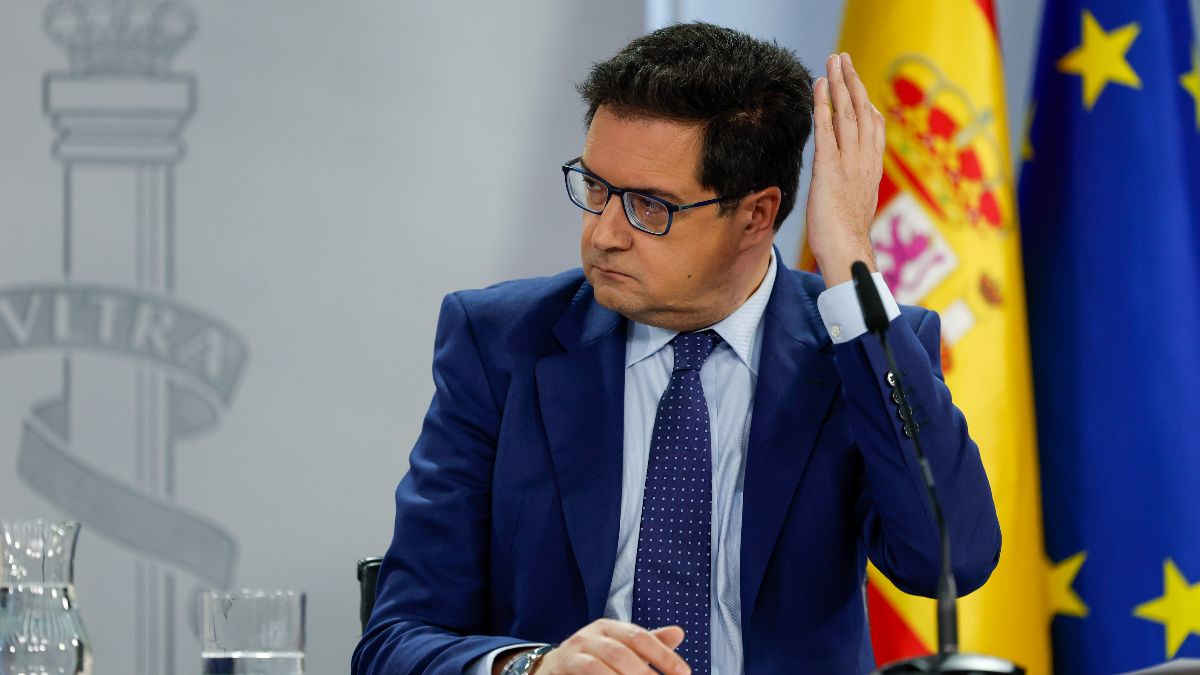 El ministro de Función Pública, Óscar Lopez, durante un pleno en el Senado El ministro de Función Pública, Óscar Lopez, durante un pleno en el Senado