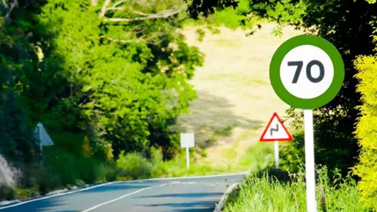 Qué significa la nueva señal redonda con borde verde que está apareciendo en algunas carreteras Señal de tráfico con borde verde