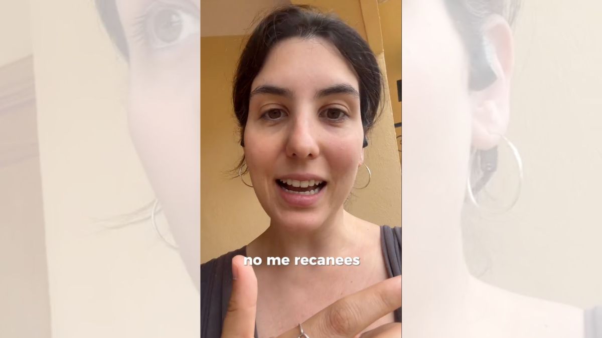 La mujer en su vídeo de TikTok La mujer en su vídeo de TikTok