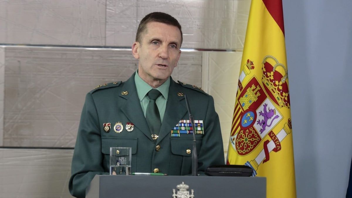 Aviso de la Guardia Civil a toda España: a partir de ahora, ten cuidado con el uso de las tarjetas de crédito El general José Manuel Santiago