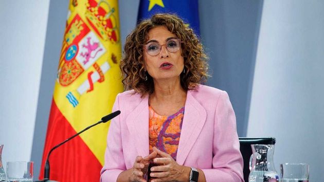 Hacienda lo deja claro: aunque se renuncie a la herencia en favor de otra persona, hay que pagar el impuesto de sucesiones