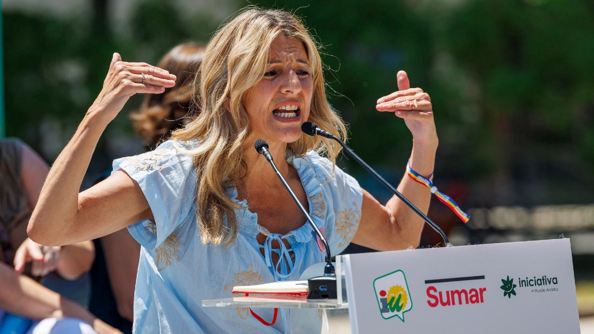 Yolanda Díaz, ministra de Trabajo, interviniendo este domingo en el acto sobre la reducción de la jornada laboral Yolanda Díaz interviniendo en un acto