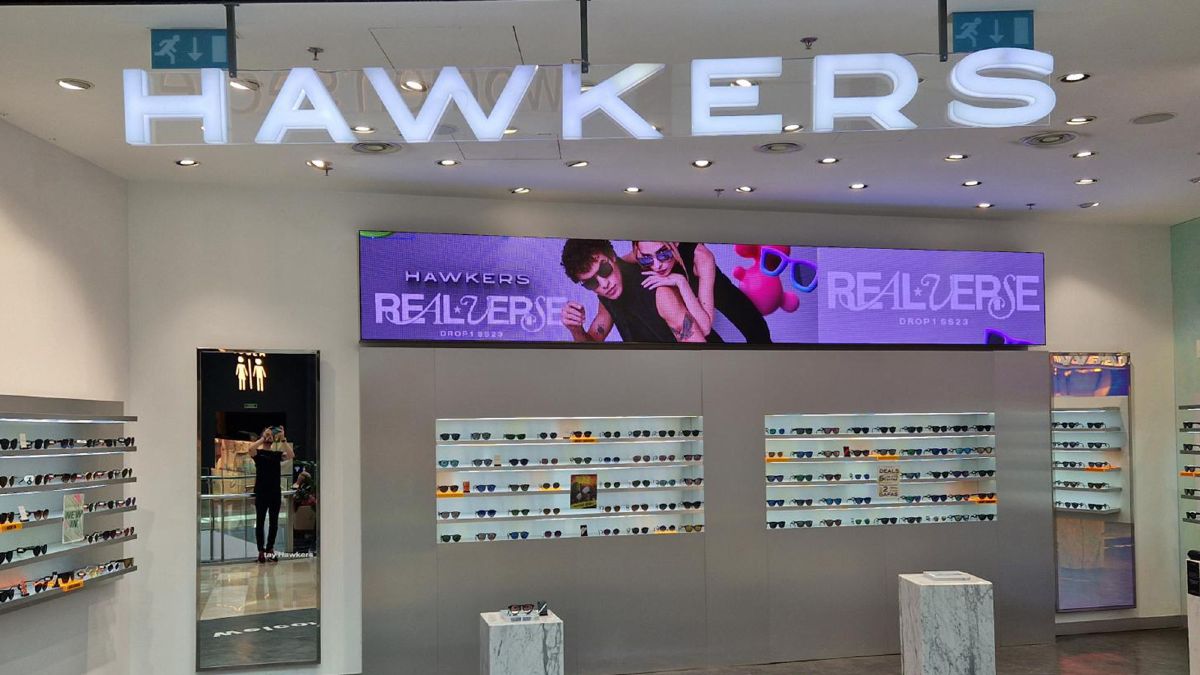 La puerta de una tienda de Hawkers Una tienda de Hawkers