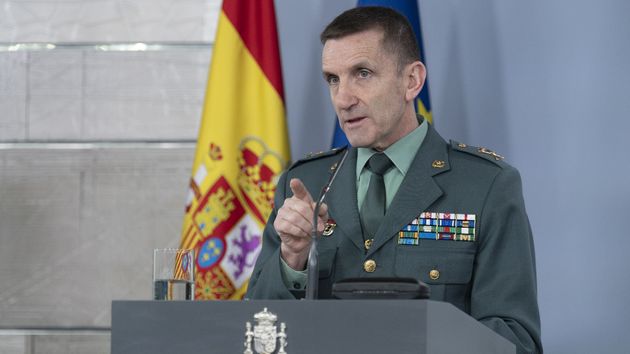 Aviso de la Guardia Civil a toda España sobre la nueva estafa de 'la maleta perdida': “Adivina quién soy” Aviso de la Guardia Civil a toda España sobre la nueva estafa de 'la maleta perdida': “Adivina quién soy”