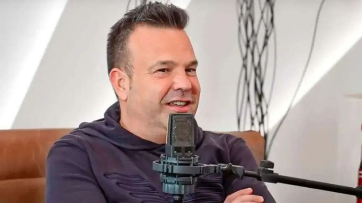 José Elías en su podcast de Youtube José Elías en su podcast de Youtube