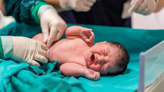 La nueva ayuda de hasta 1.000 euros por hijo que sólo pide un requisito a las familias que quieran cobrarla