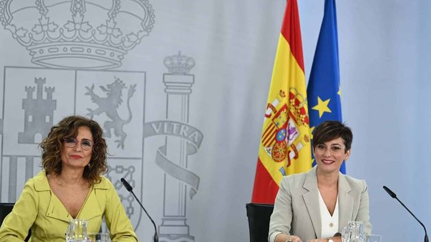 Hacienda avisa a los propietarios que vendan su vivienda y tengan una ganancia patrimonial: se ‘libran’ de pagar en la Renta en este caso