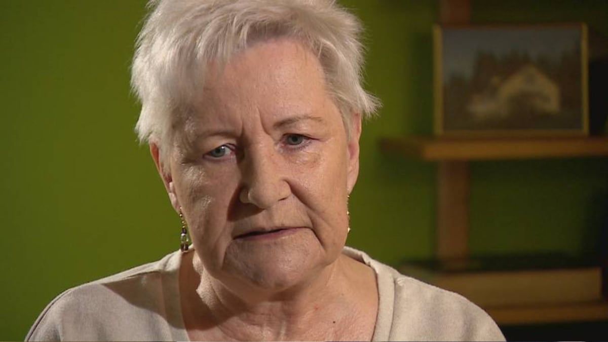 Una jubilada de 65 años pide un préstamo de 5.800 euros y acaba perdiendo su casa y a su marido: “me siento engañada” Jolanta Misztal durante la entrevista