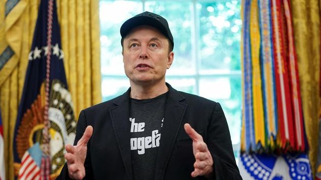Elon Musk en el despacho oval