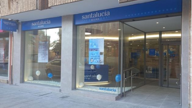 Santa Lucía amplía su plantilla y busca nuevos comerciales con jornada completa y pago de incentivos