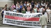 Concentración contra las reformas judiciales