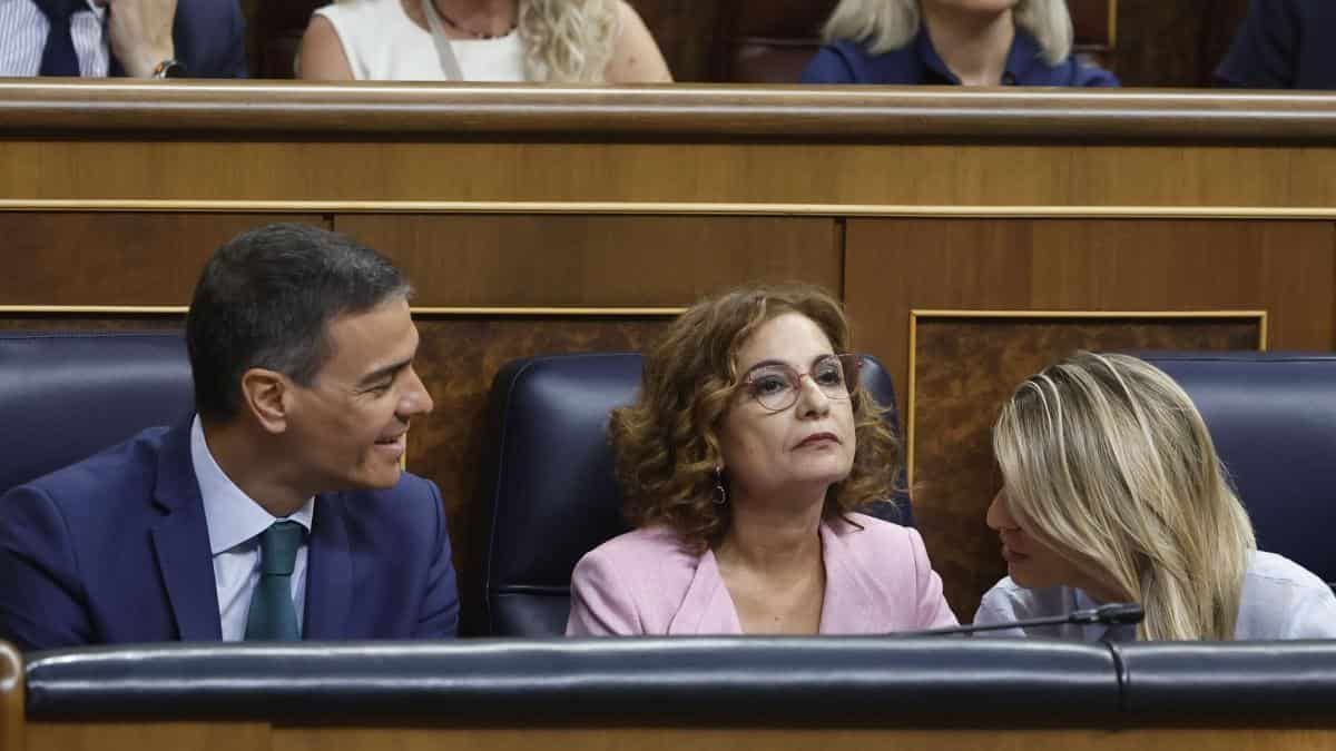 Pedro Sánchez, Maria Jesus Montero y Yolanda Díaz