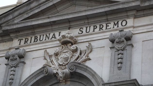 Los trabajadores deberán cobrar un 10% más si cobran tarde la nómina por demora: el Supremo lo avala