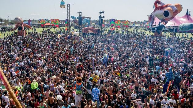 Asistentes a un festival de verano