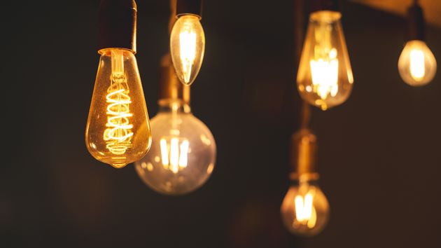 El precio de la luz hoy 2 de julio de 2025 por horas: las horas más baratas y caras dentro del PVPC