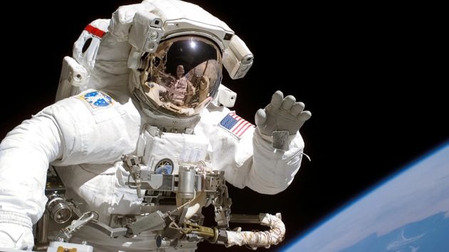 ¿Por qué la NASA paga tan poco a sus ingenieros en comparación con los ingenieros tecnológicos y petroleros?