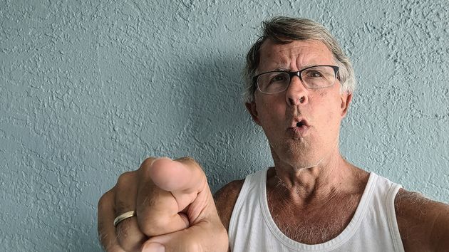Un jubilado británico, que lleva 20 años viviendo en Málaga, se va porque todos sus vecinos son de su país: “es Inglaterra con sol”
